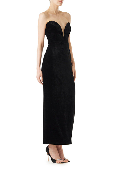 Monique Lhuillier black velvet strapless column dress with plunging, sweetheart neckline.