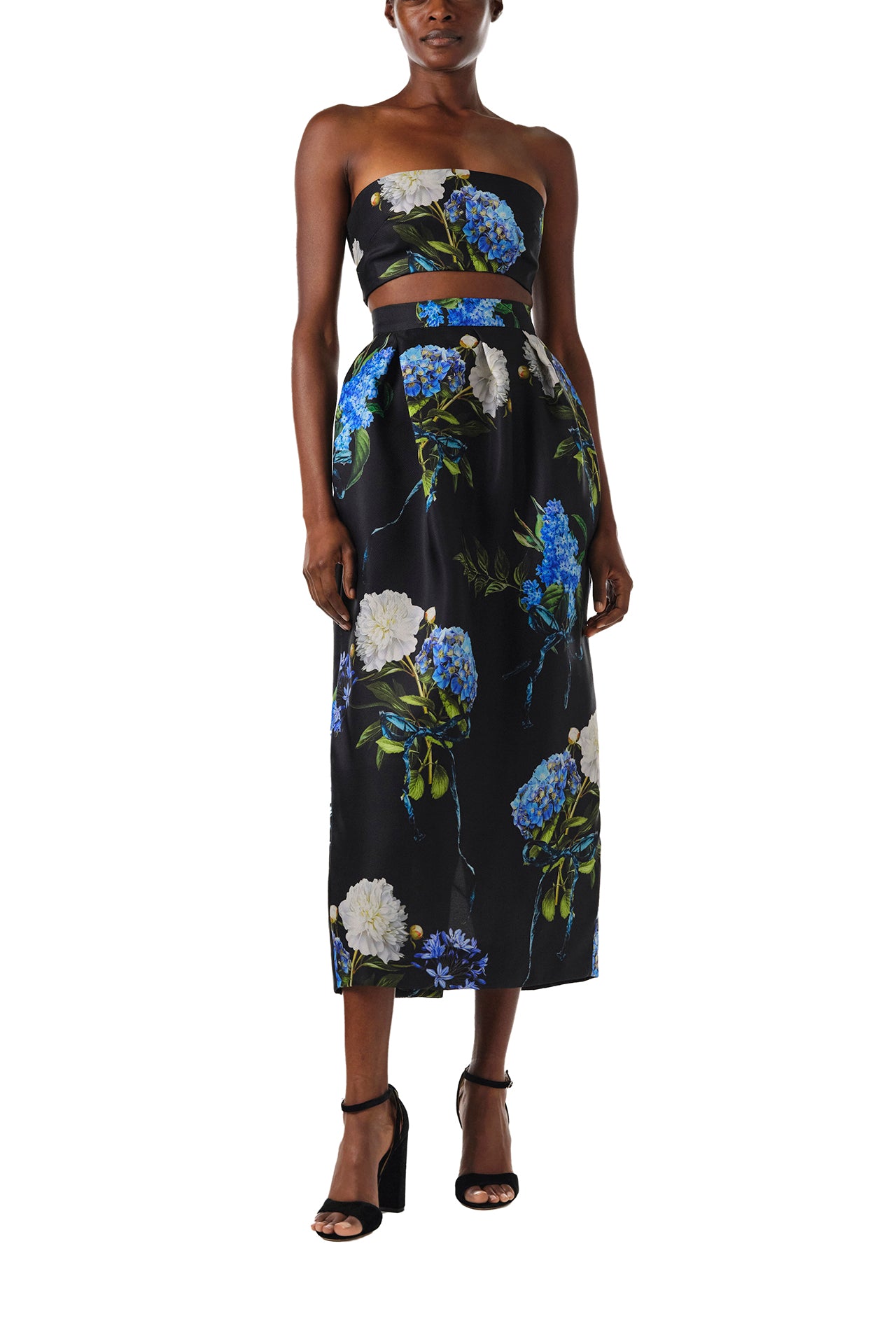 Monique Lhuillier Fall 2024 midi skirt with pockets in Night Sky Multi floral printed gazar - front.