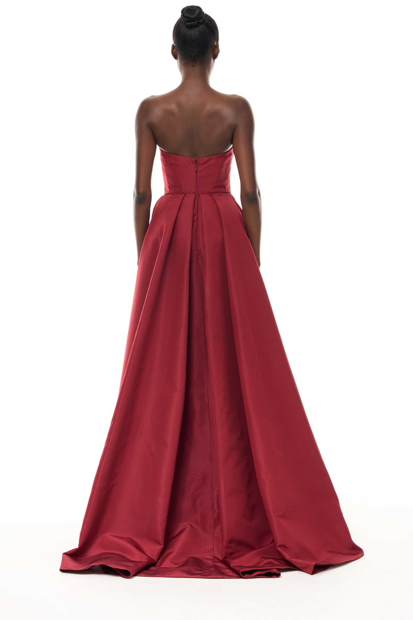 Monique Lhuillier Fall 2025 Siren Faille Strapless column gown with train - back.