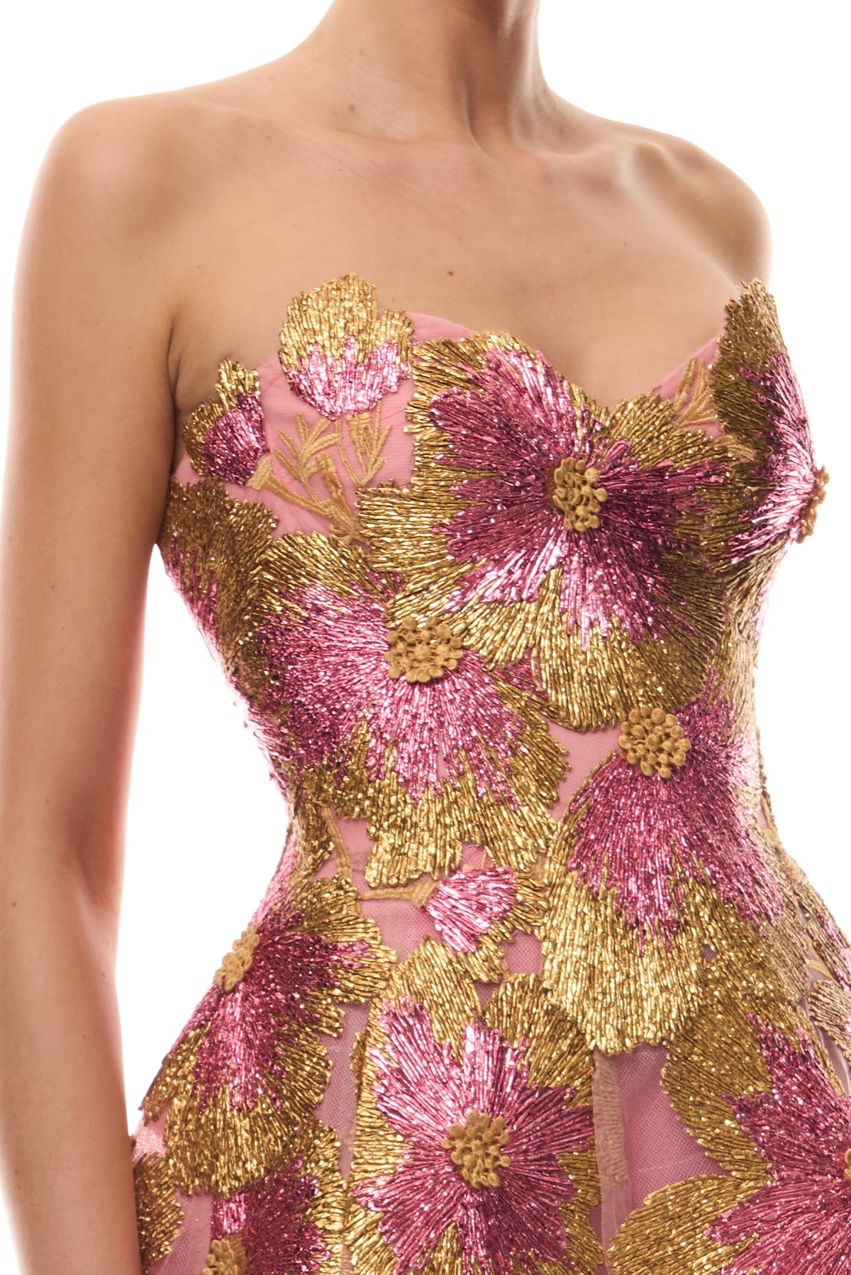 Monique Lhuillier Spring 2026 Plumeria Multi Metallic Raffia Floral Embroidered
Tulle sweetheart tea length cocktail dress - fabric.
