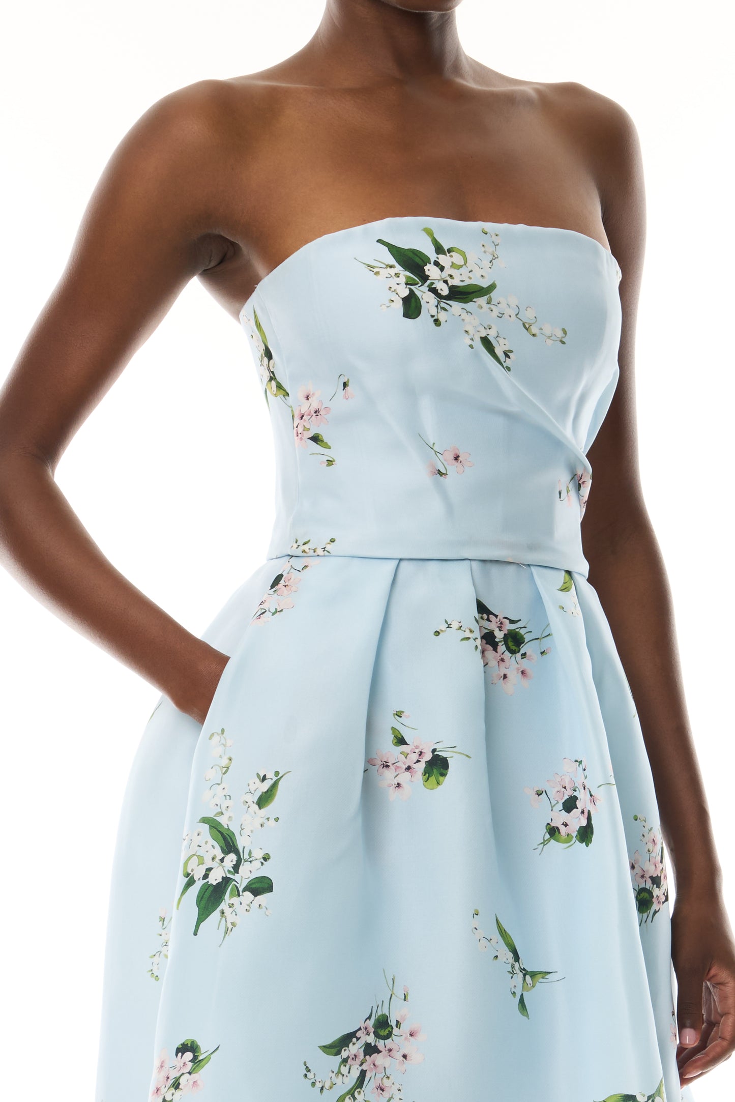 Monique Lhuillier Fall 2026 Breeze Multi Floating Posies Printed Gazar Strapless tea length dress - fabric.