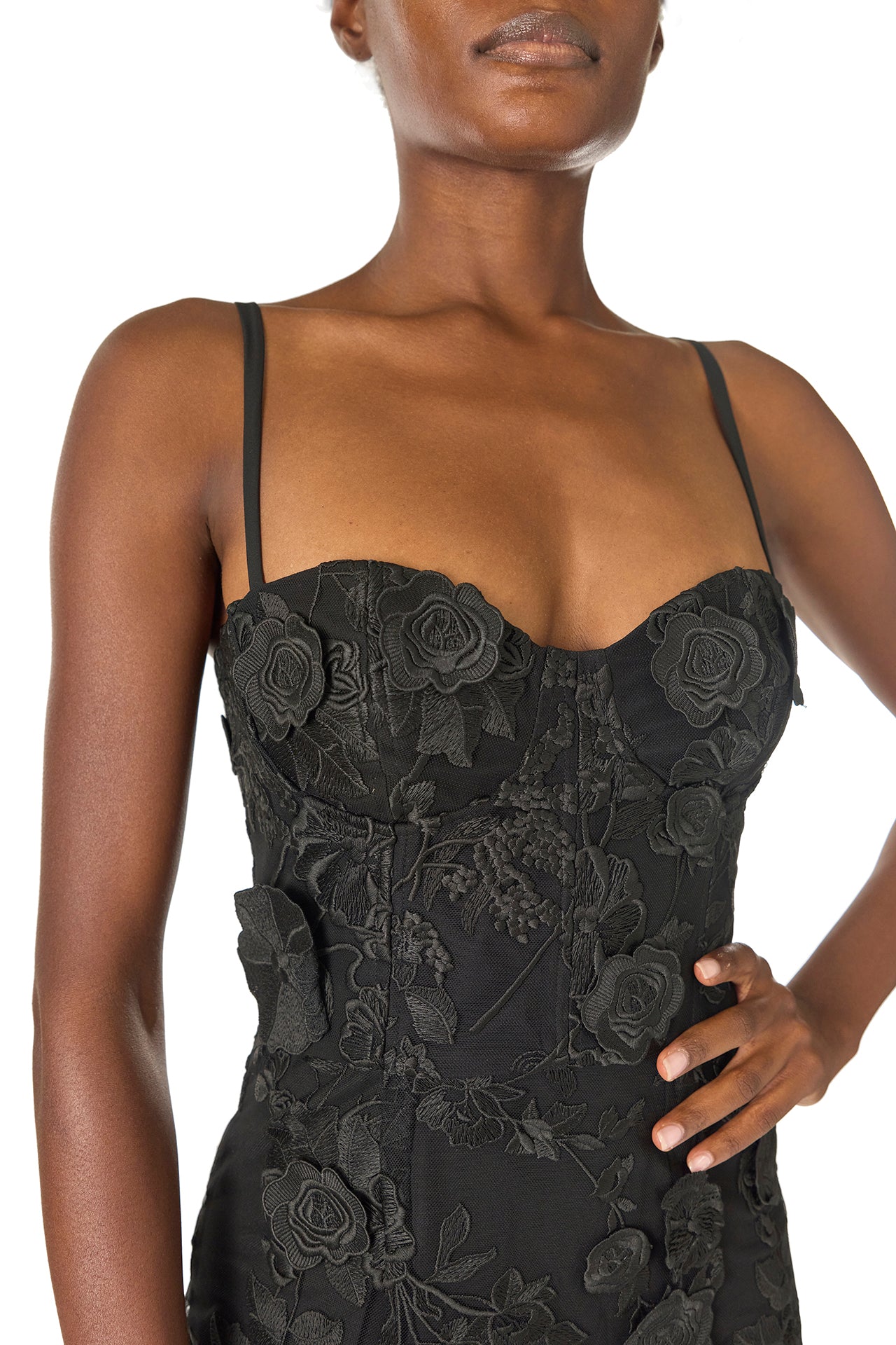 Monique Lhuillier Fall 2024 Spaghetti strap lace midi dress with corseted bodice in Noir 3D lace - neckline.