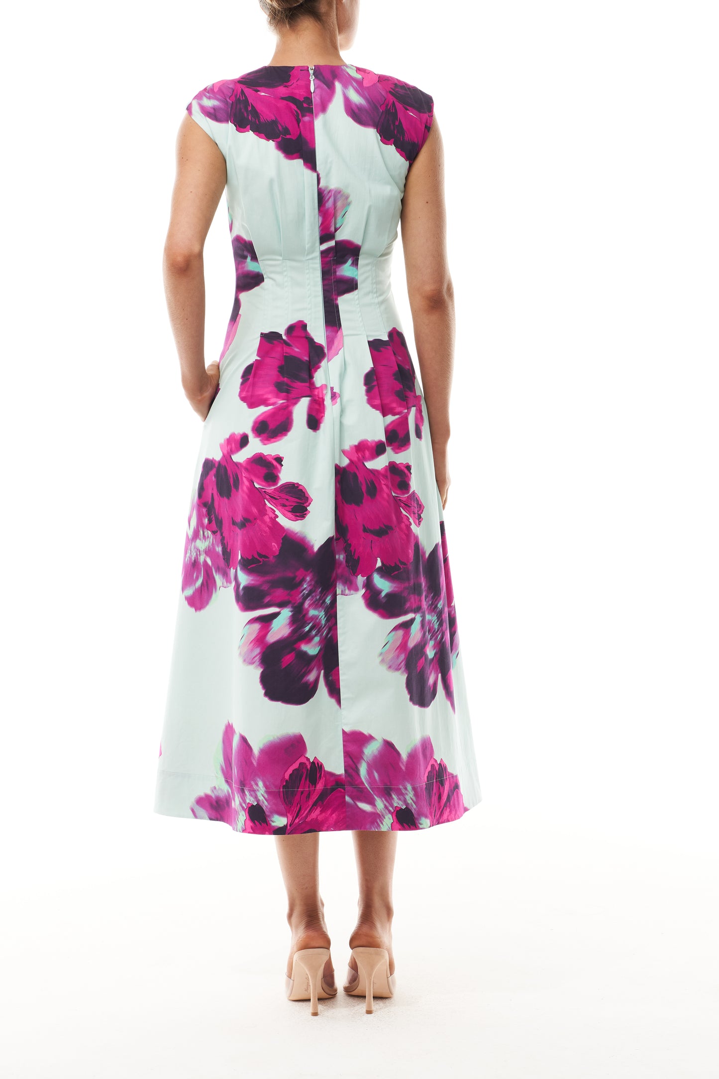 Monique Lhuillier Fall 2025 Lagoon Multi Electric Floral Printed Poplin sleeveless pleated day dress- back.