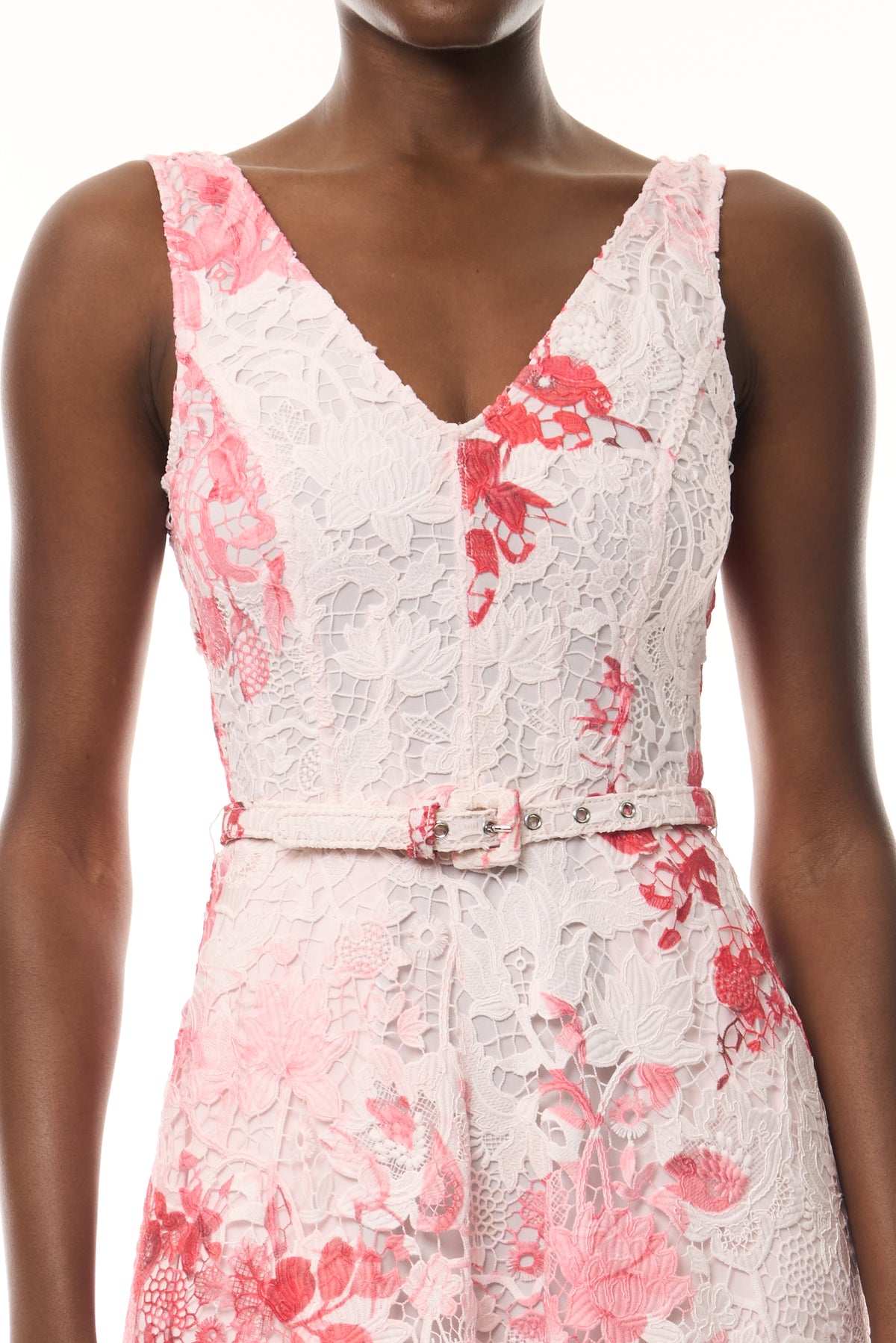 Monique Lhuillier Spring 2026 Powder Pink Multi Rose Ombre Printed Lace V
- neck dress with belt - fabric.