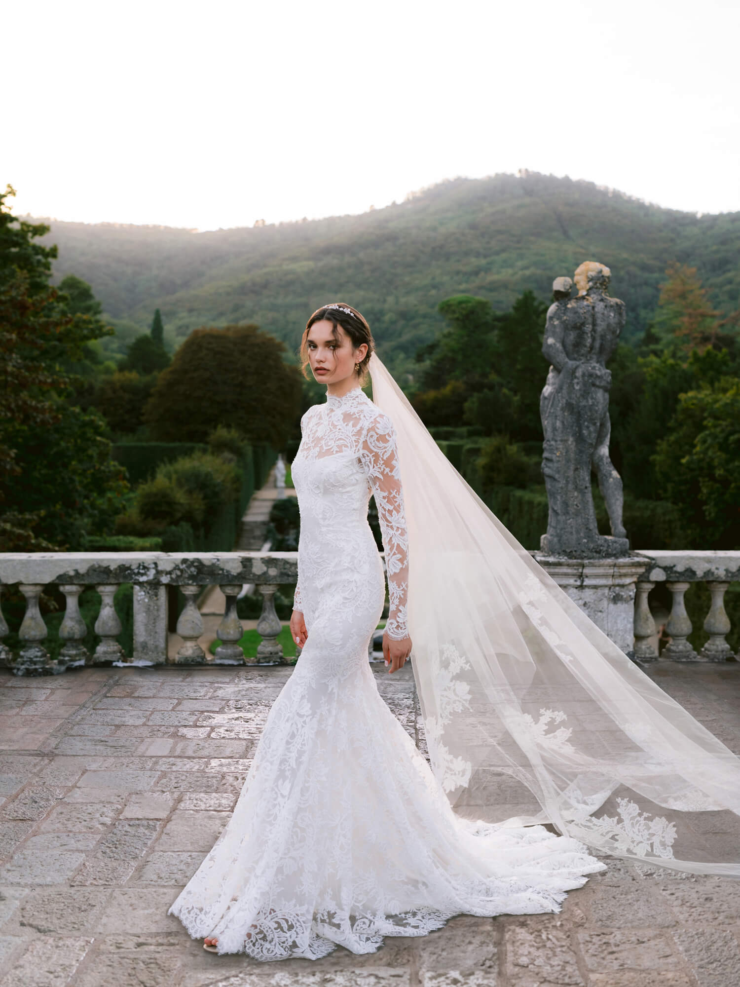 Fall 2023 Wedding Dress Trends for the Autumn Bride