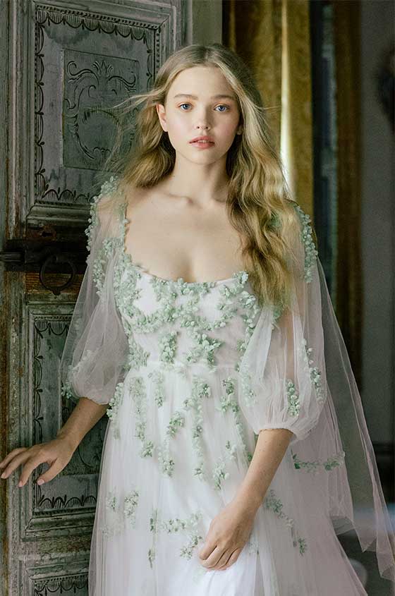 Spring 2022 Bridal Lookbook – Monique Lhuillier