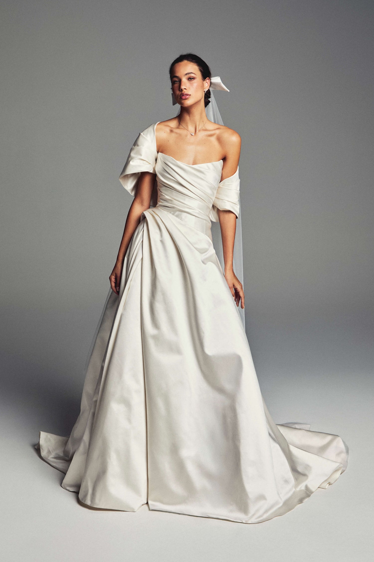 Spring 2027 Bridal Lookbook Monique Lhuillier Spring 2027 Bridal Lookbook Monique Lhuillier