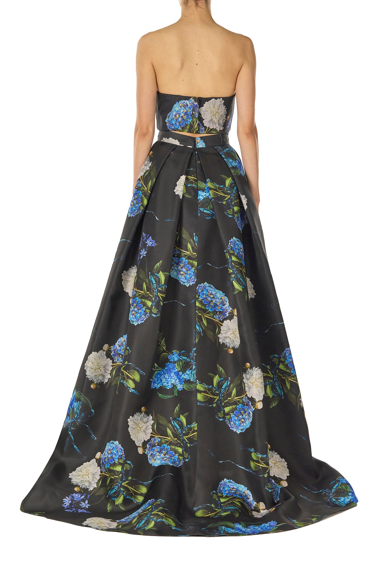 Monique Lhuillier Fall 2024 Pleated ball skirt with pockets and high front leg slit in Night Sky Hydrangea Printed Gazar - back.