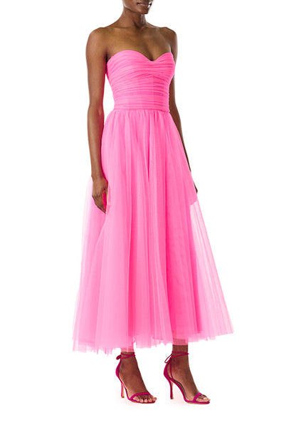 Monique Lhuillier hot pink tulle strapless dress with sweetheart neckline and ruched bodice.