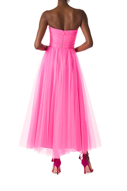 Monique Lhuillier hot pink tulle strapless dress with sweetheart neckline and ruched bodice.