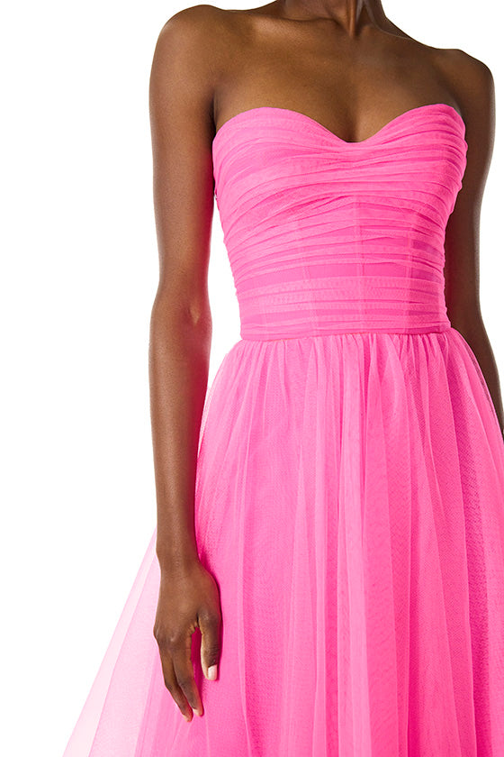Monique Lhuillier hot pink tulle strapless dress with sweetheart neckline and ruched bodice.
