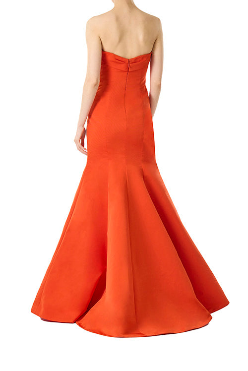 Monique Lhuillier poppy red silk faile gown with strapless bodice and mermaid skirt.