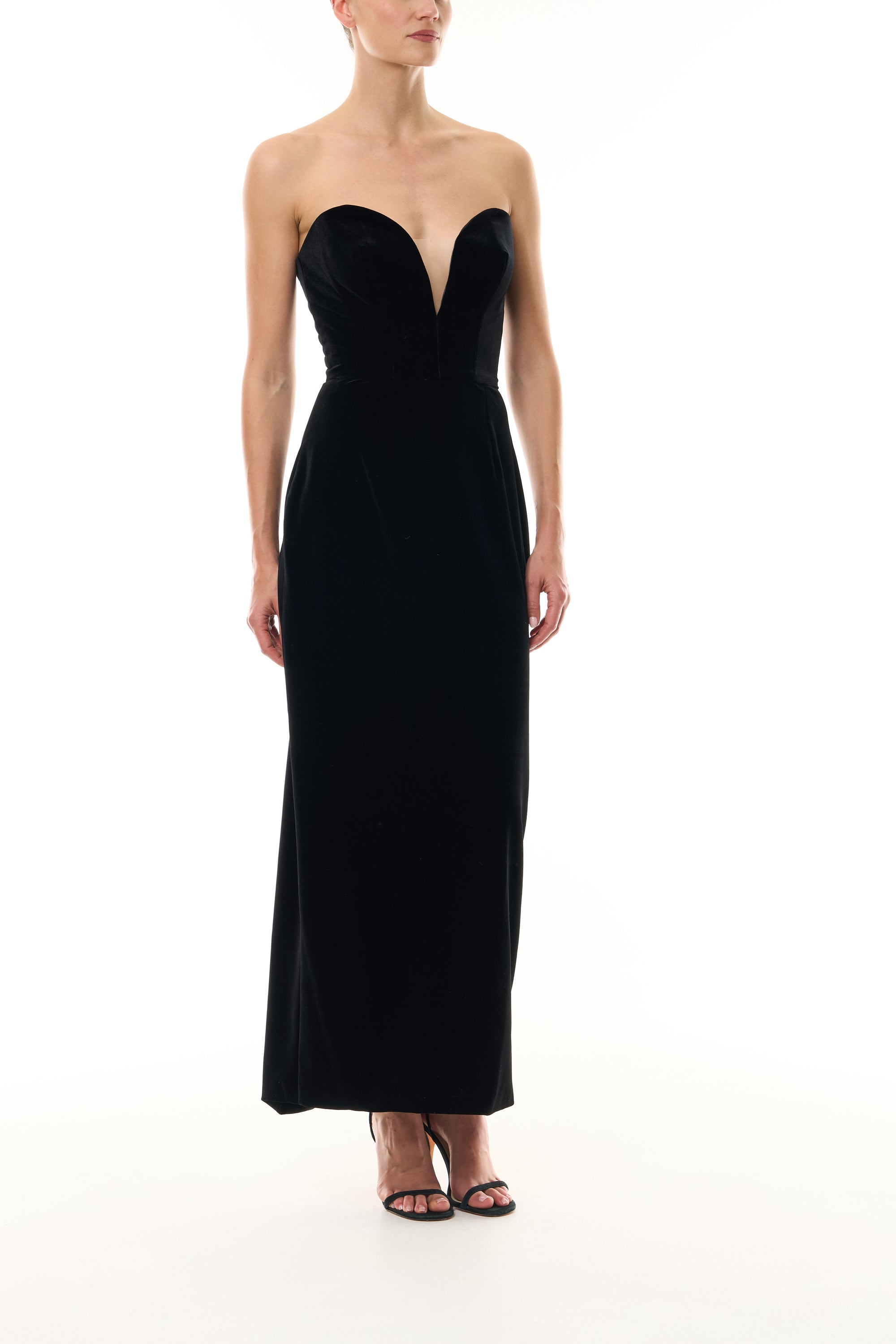 Strapless Velvet Cocktail Dress 6 / Noir Strapless Velvet Cocktail Dress 6 / Noir