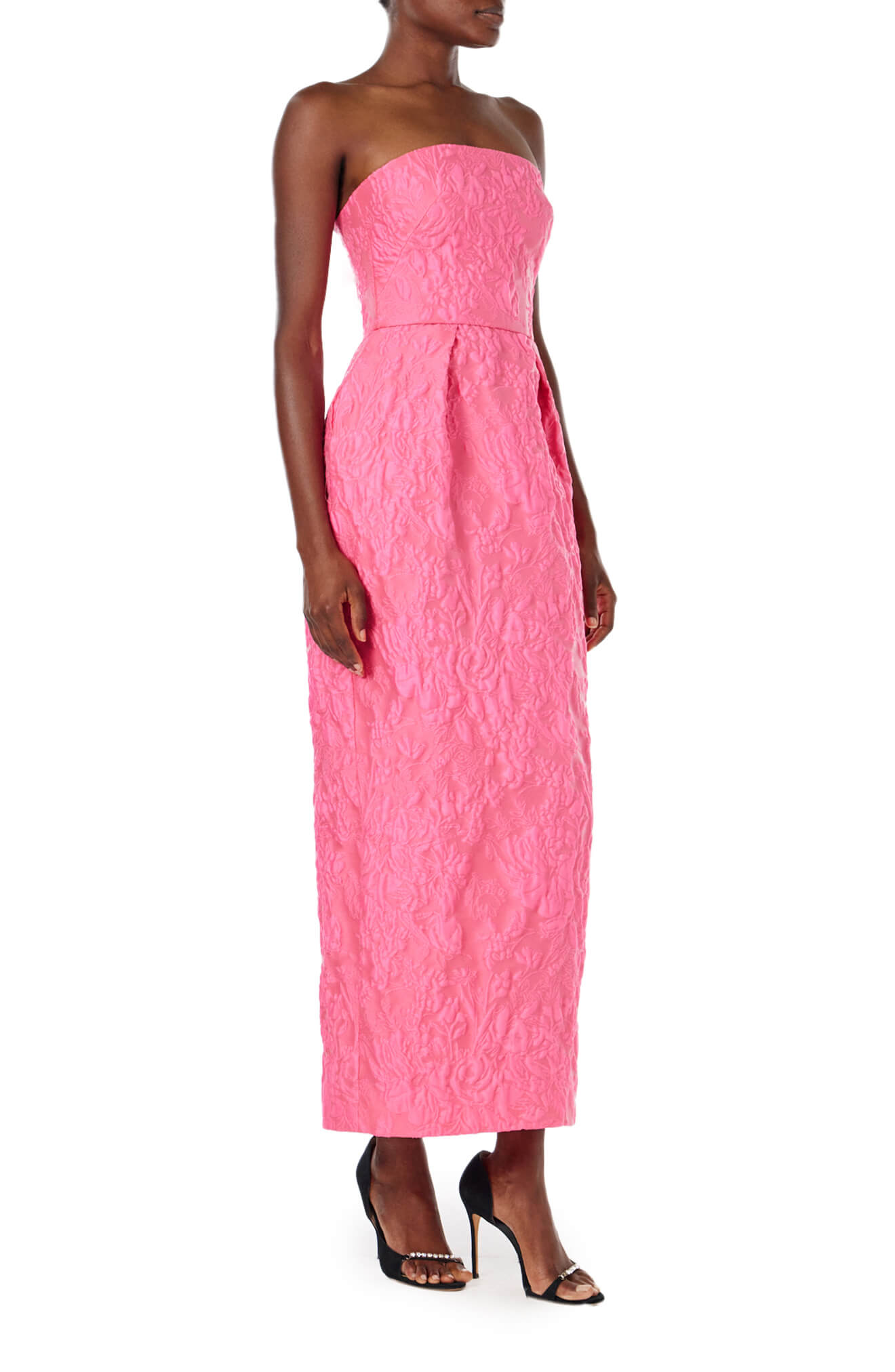Monique Lhuillier Spring 2024 strapless midi length dress in fuchsia jacquard with tulip skirt and pockets - front.