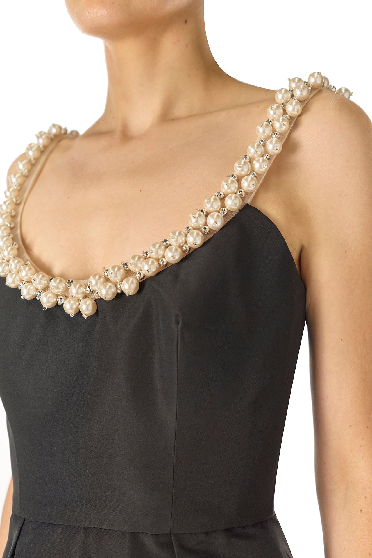 Pearl Embroidered Cocktail Dress 12 / Noir Pearl Embroidered Cocktail Dress 12 / Noir