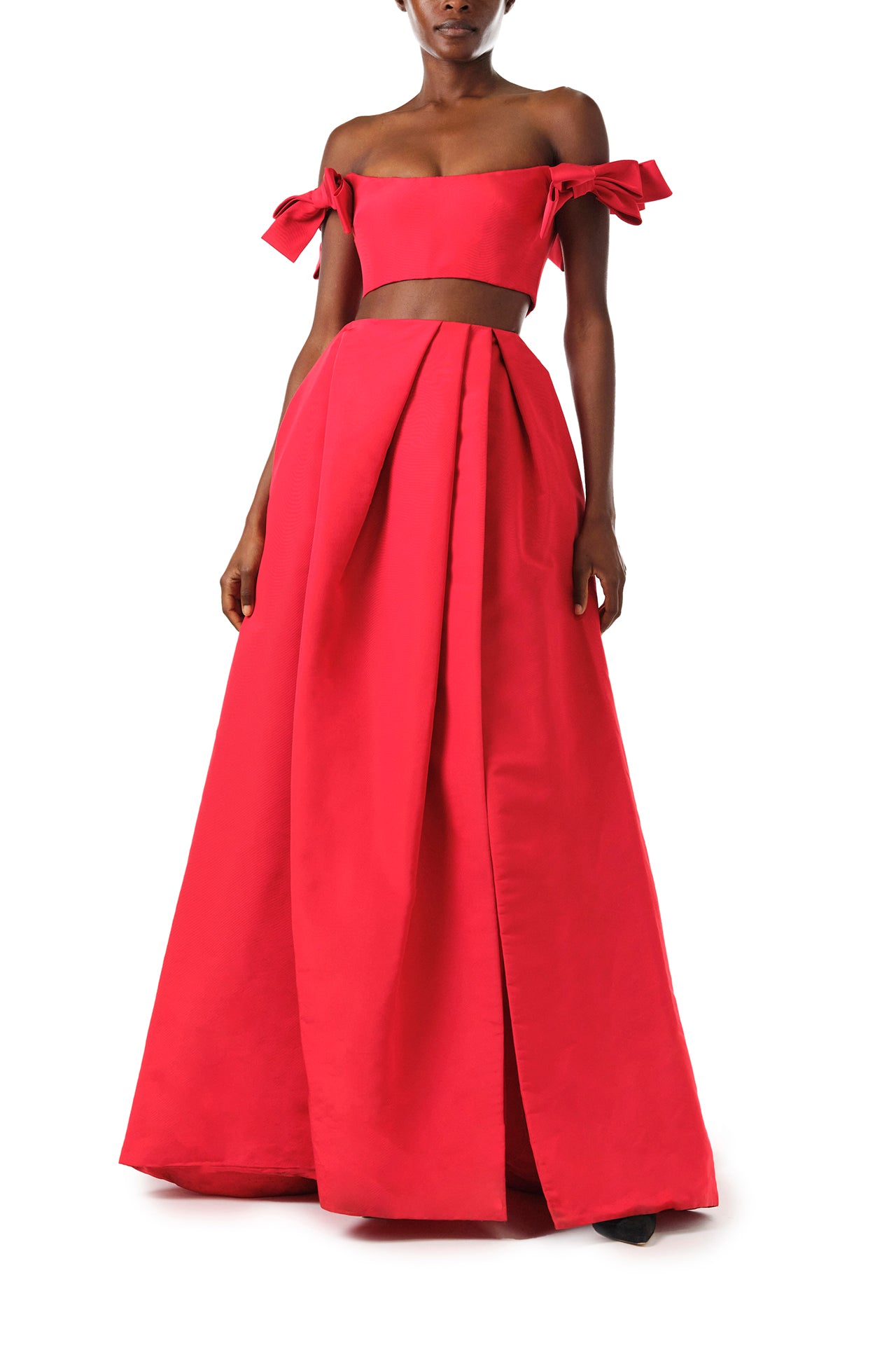 Monique Lhuillier Fall 2024 scarlet faille, off the shoulder, cropped bandeau top with bow sleeves - front.