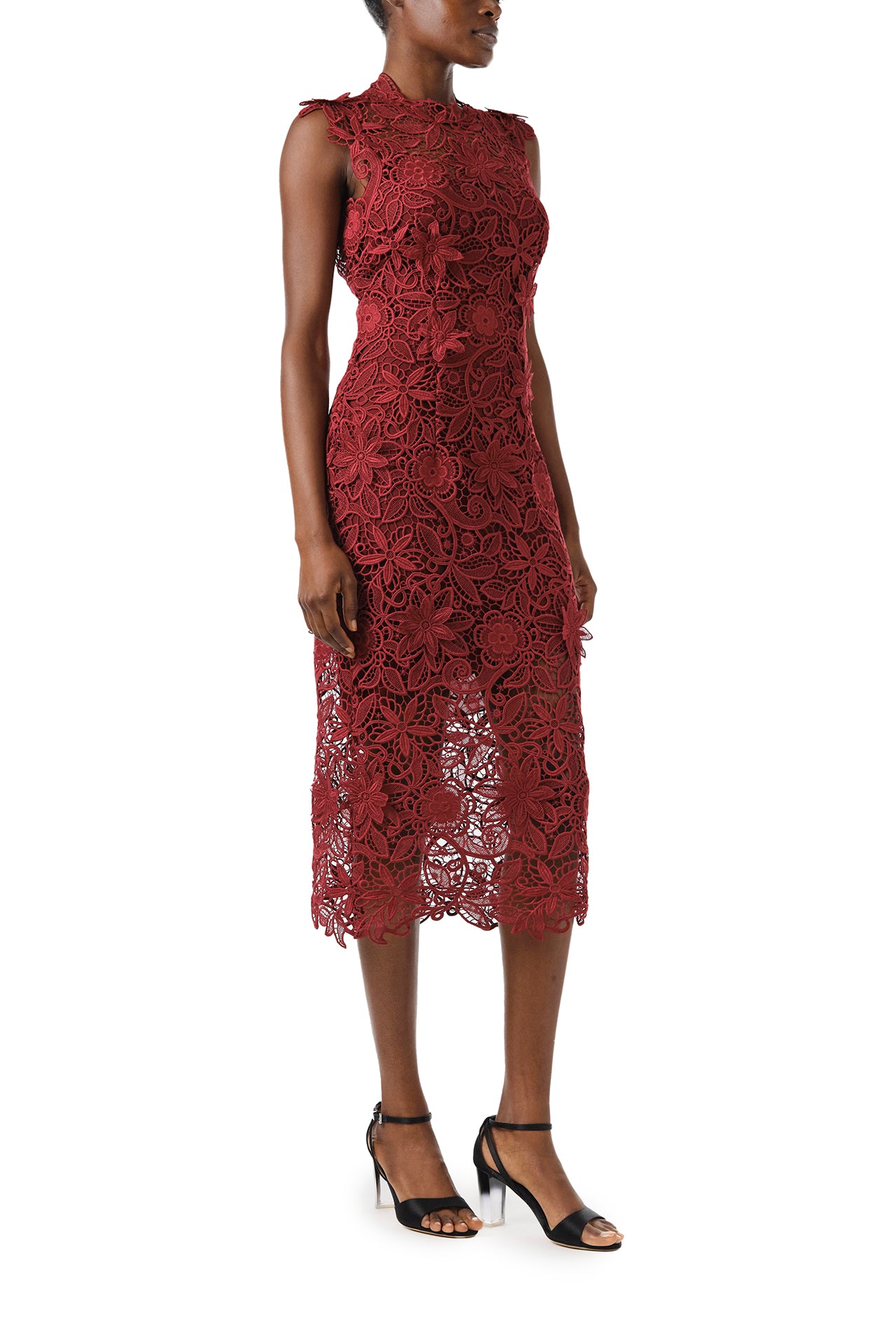 Monique Lhuillier Fall 2024 Sleeveless sheath with jewel neckline in Merlot Daisy Guipure Lace - right side.