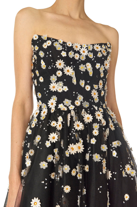 Monique Lhuillier Spring 2025 Daisy embroidered tulle cocktail dress with strapless neckline and tea-length skirt - neckline.