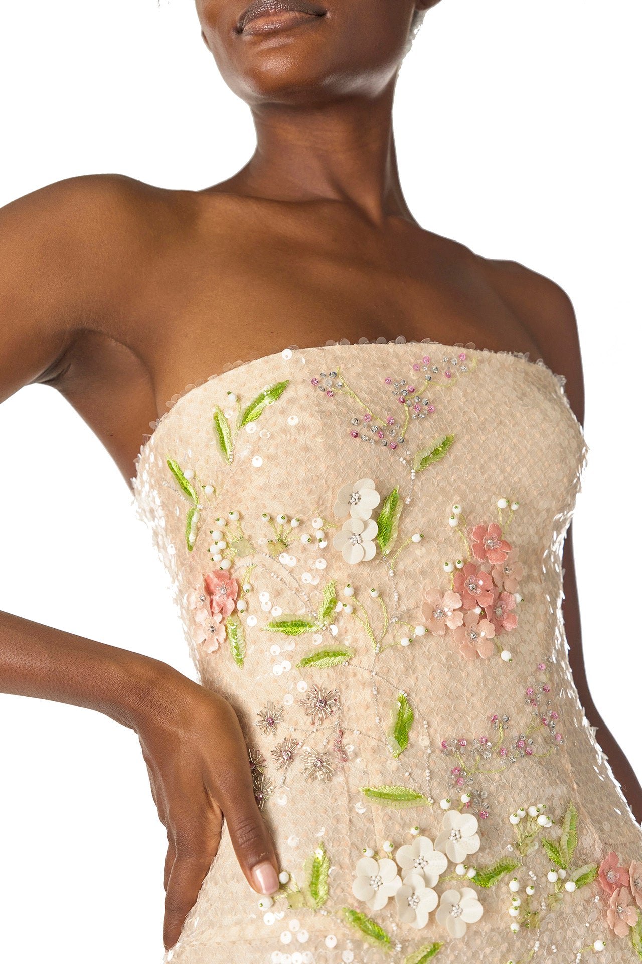 Signature Sequins – Monique Lhuillier Signature Sequins – Monique Lhuillier