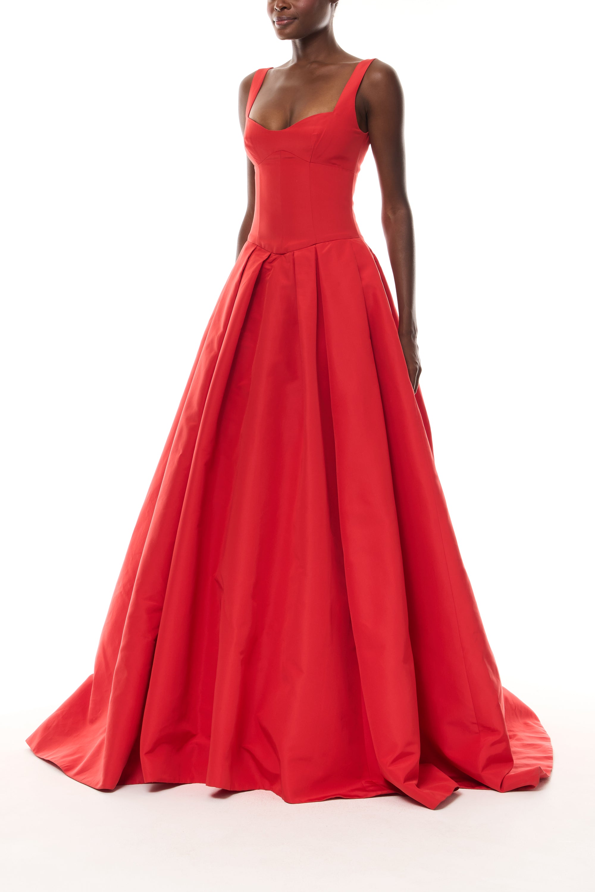Monique Lhuillier Spring 2026 Basque waist sleeveless ballgown in Poppy Faille -  side.