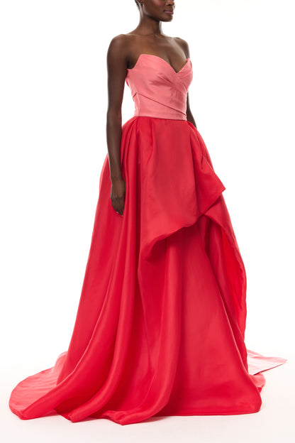 Monique Lhuillier Spring 2026  Plumeria/Poppy Faille/Gazar Strapless draped bodice gown with tufted skirt - side.