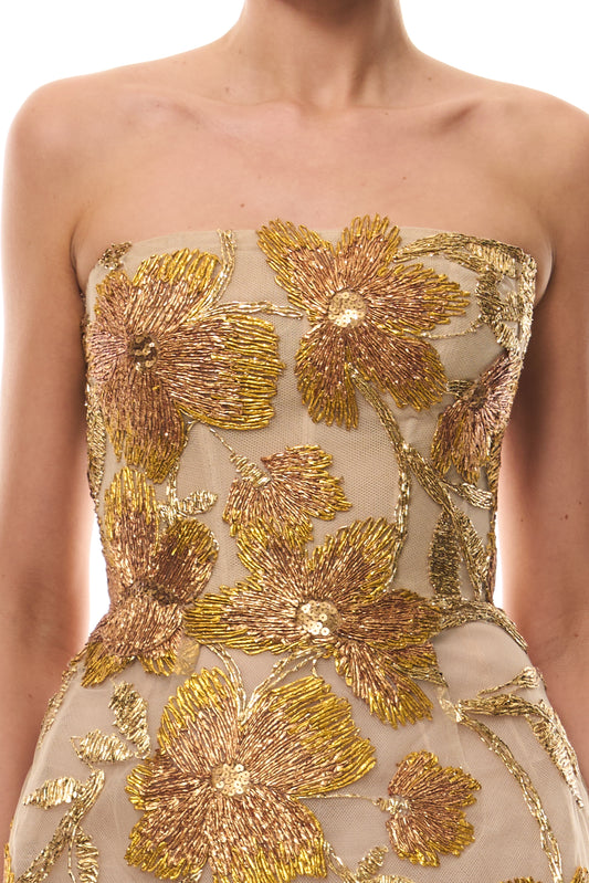 Monique Lhuillier Spring 2026 Gold/Multi Metallic Raffia FloralEmbroidered Tulle strapless sculpted mini cocktail dress -  fabric.