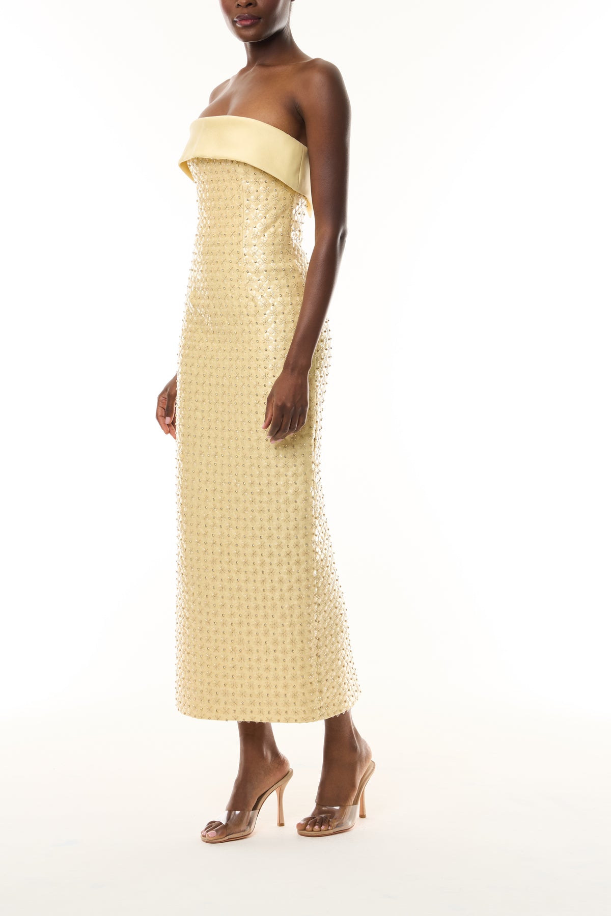 Monique Lhuillier Fall 2026 Pale Yellow Embroidered Mikado Piqué Strapless column dress - side.
