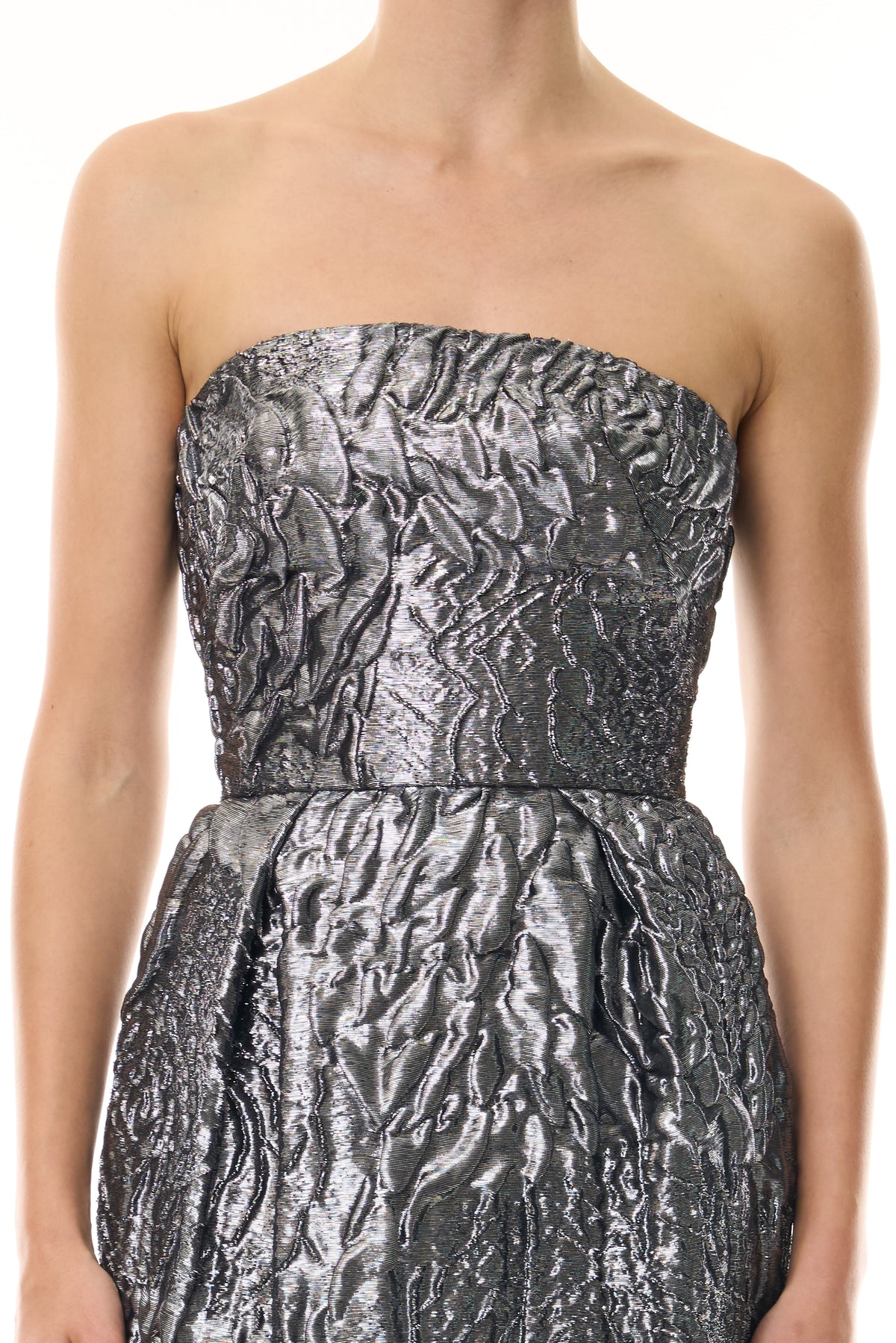 Monique Lhuillier Fall 2026 Chrome Lamé Rose Jacquard Strapless pleated cocktail dress with pockets  - fabric.
