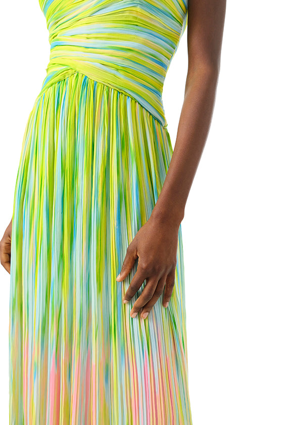 ML Monique Lhuillier Spring 2024 strapless, sweetheart neck gown with draped bodice and flowing skirt in green Electric Stripe pleated crinkle chiffon - fabric detail.