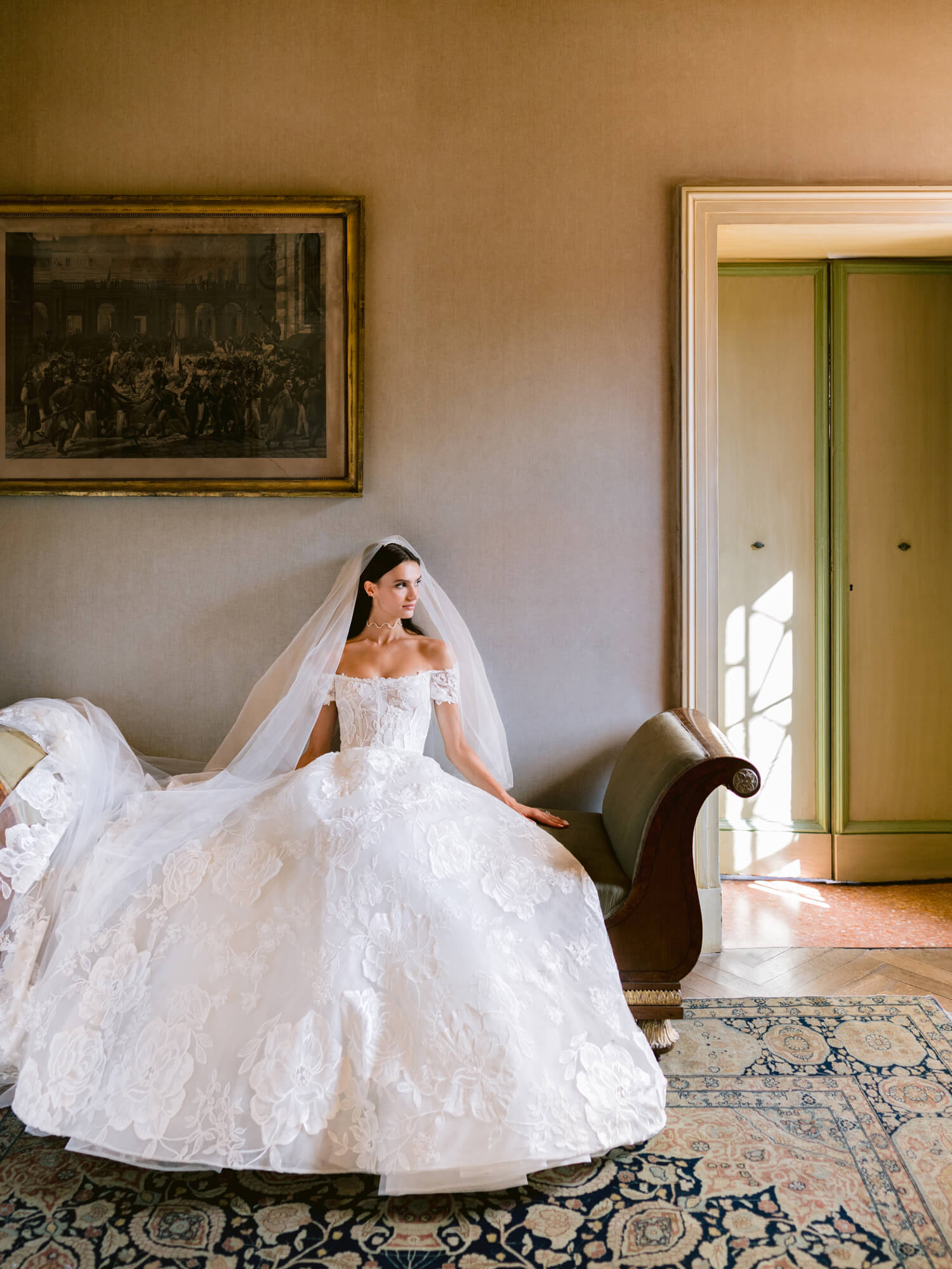 Wedding dress designer monique clearance lhuillier