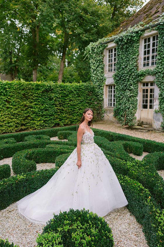 Monique Lhuillier White Dress