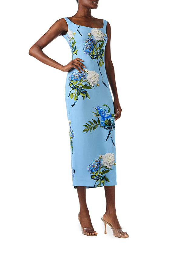 Monique Lhuillier Fall 2024 sleeveless, scoop neck midi dress in Sky Blue floral Hydrangea printed crepe - right side.