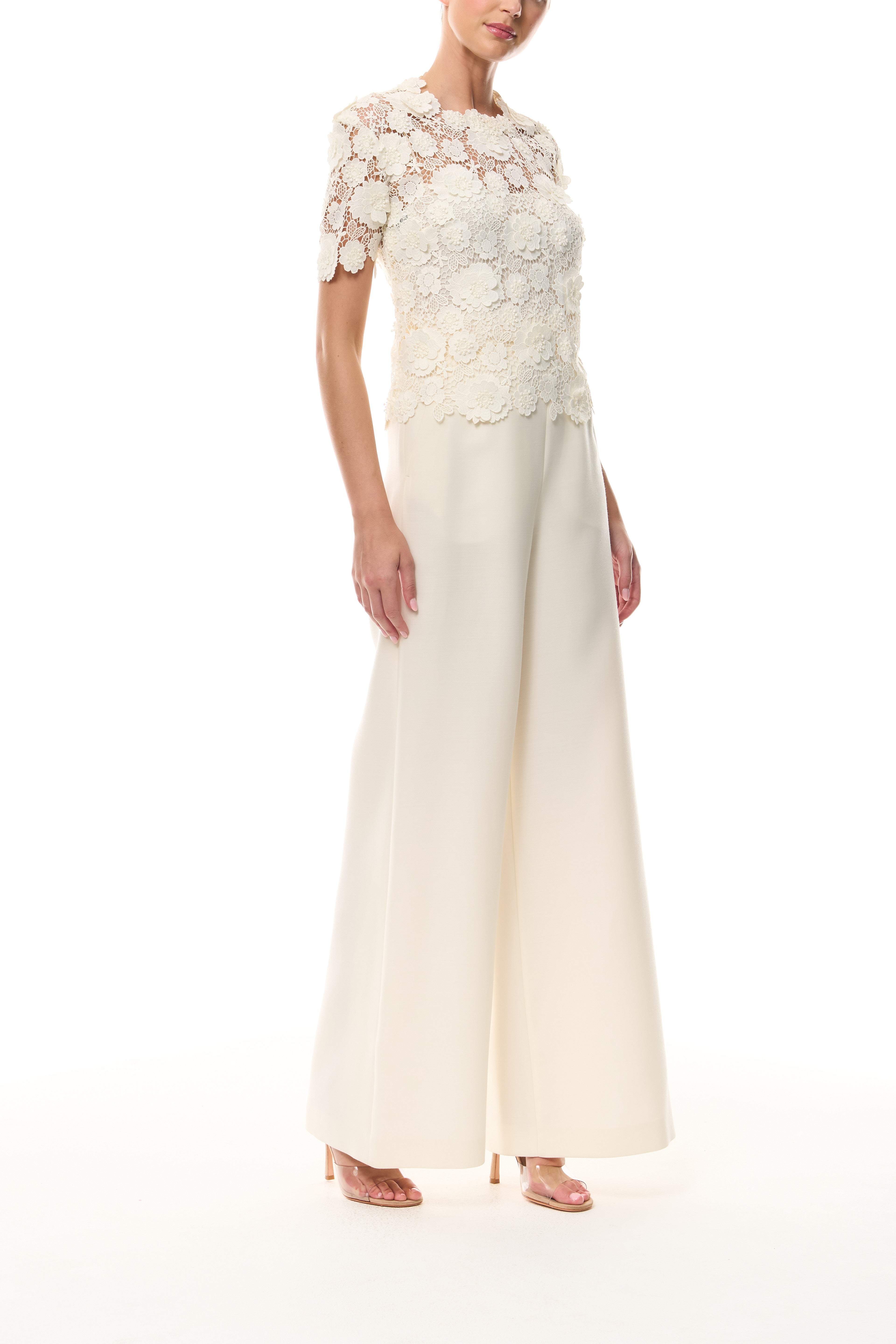 Ivory Short Sleeve Lace Blouse – Monique Lhuillier