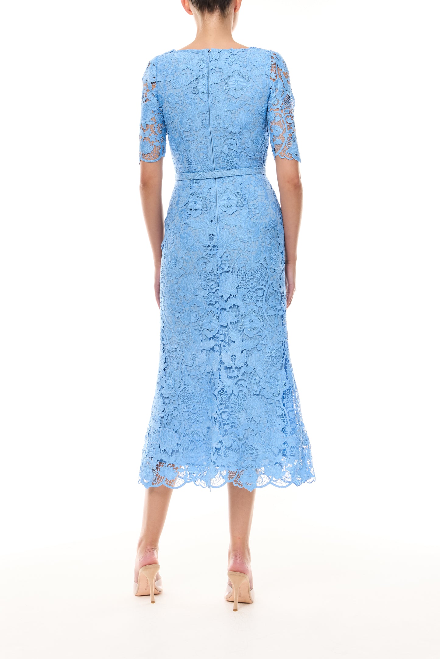 Monique Lhuillier Spring 2026 Bluebelle Floral Lace Short sleeve V-neck midi dress
with belt - back.