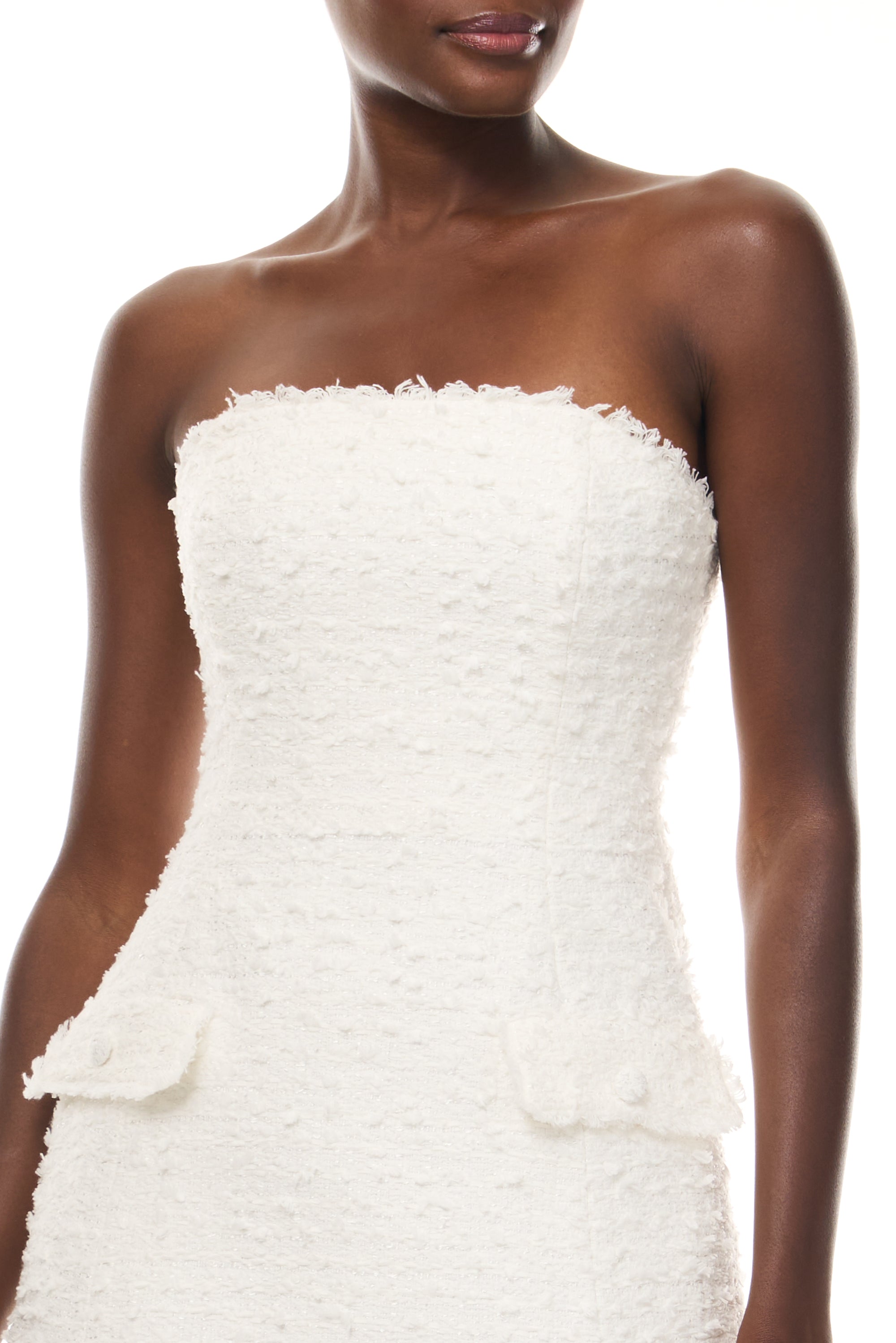 Monique Lhuillier Spring 2026 White Cotton Tweed strapless sculpted mini dress - fabric.