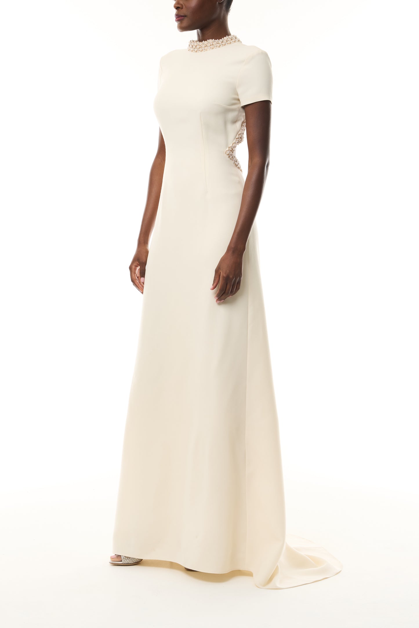 Monique Lhuillier Fall 2026 Ivory Silk Wool Suiting Pearl Trimmed Open Back Gown - side.