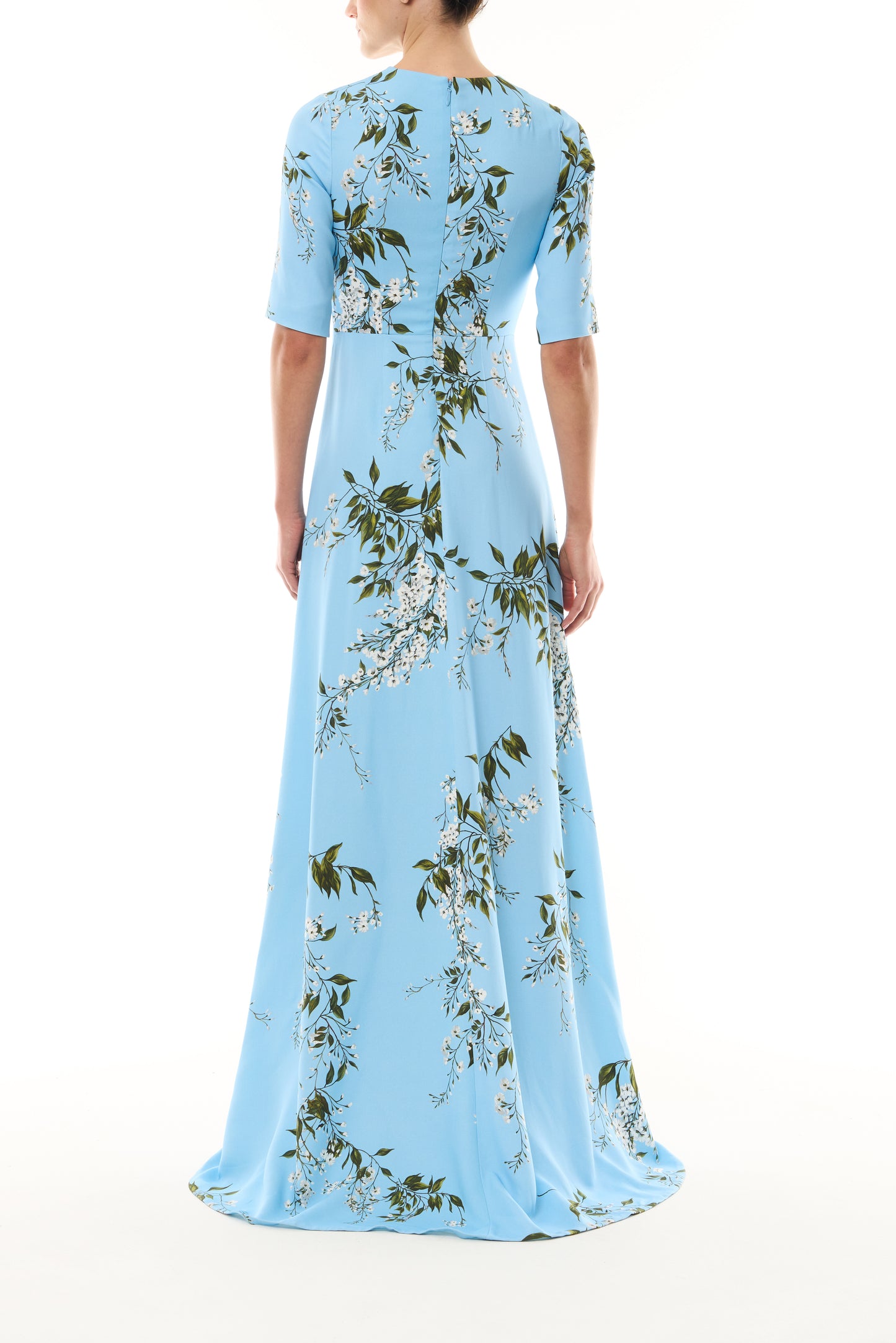 Monique Lhuillier Fall 2026 Horizon Blue Multi Wisteria Printed Crepe Short sleeve gown  - back.
