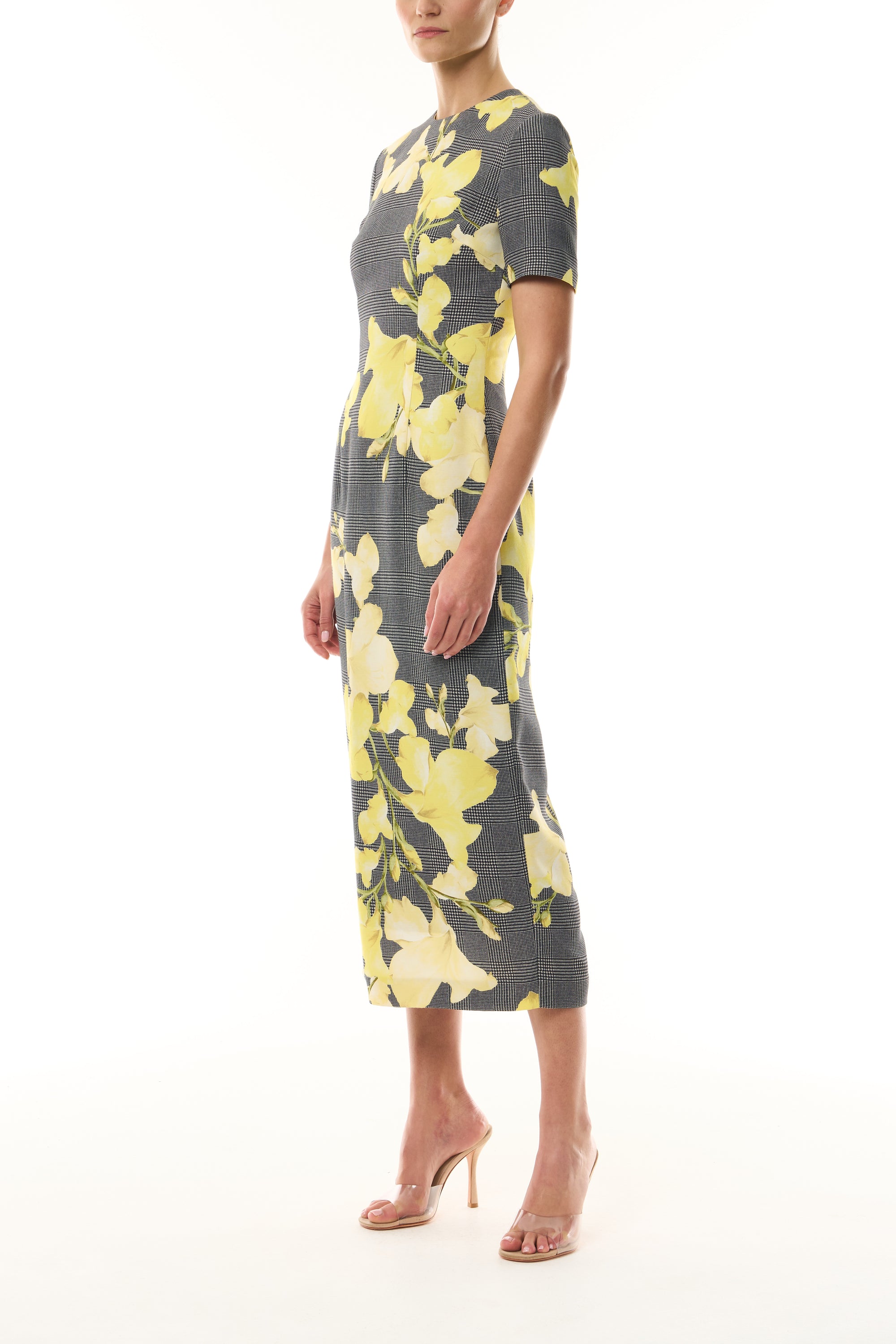 Monique Lhuillier Fall 2026 short sleeve sheath dress in Glen Plaid Snapdragon Printed Crepe Suiting - side.