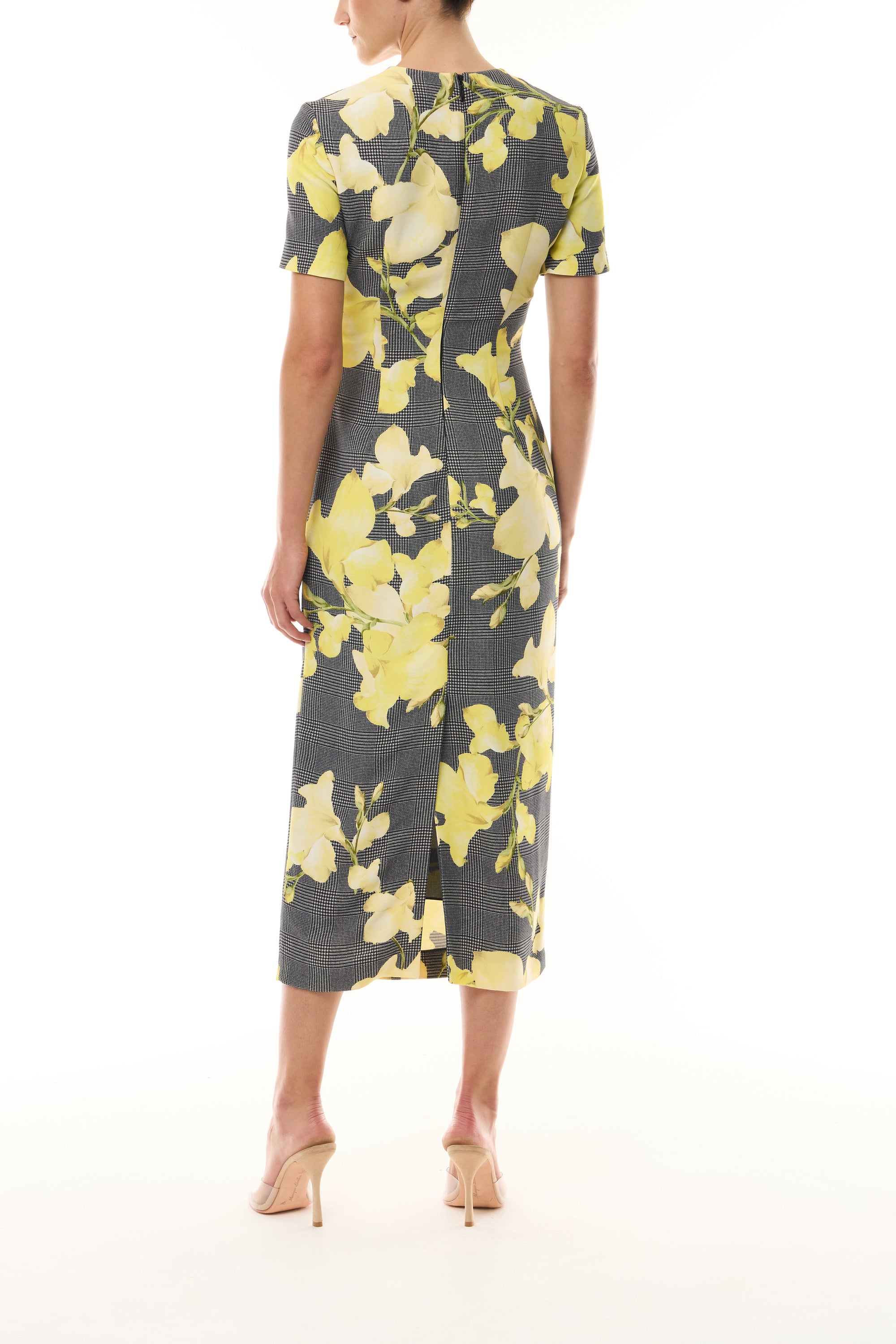 Monique Lhuillier Fall 2026 short sleeve sheath dress in Glen Plaid Snapdragon Printed Crepe Suiting -back.