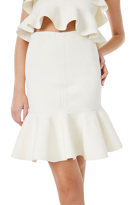Monique Lhuillier white ruffle mini skirt in stretch fabric.