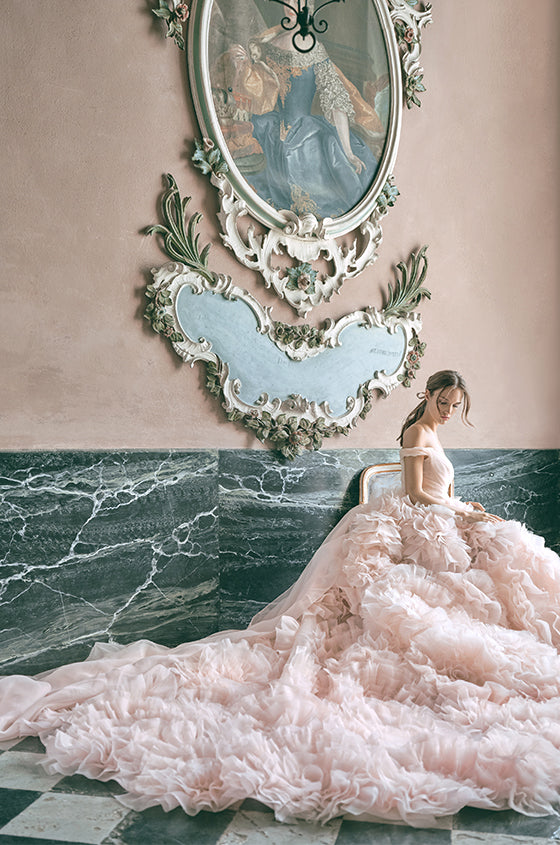 Iconic Designs Bridal Lookbook Monique Lhuillier Iconic Designs Bridal Lookbook Monique Lhuillier