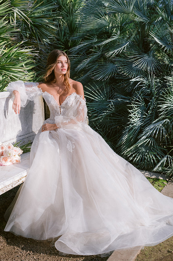 Monique lhuillier wedding clearance dresses