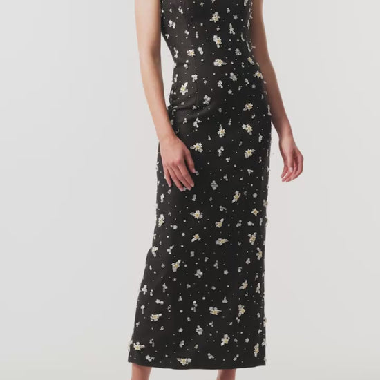 Monique Lhuillier Fall 2026 Noir Petite Fleur Embroidered Basketweave Strapless Allover embroidered
midi cocktail dress - video.
