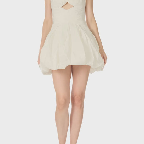 Monique Lhuillier 'Mon Cheri' strapless cocktail dress with sweetheart, peek-a-boo bodice and bubble-hem skirt in silk white taffeta fabric - video.