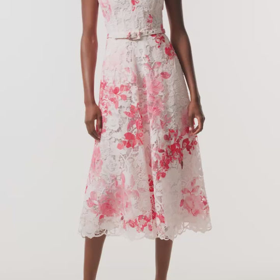 Monique Lhuillier Spring 2026 Powder Pink Multi Rose Ombre Printed Lace V
- neck dress with belt - video.