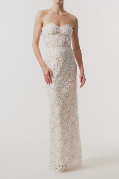 Monique Lhuillier Fall 2026  Silk White Peony Lace strapless column gown - video.
