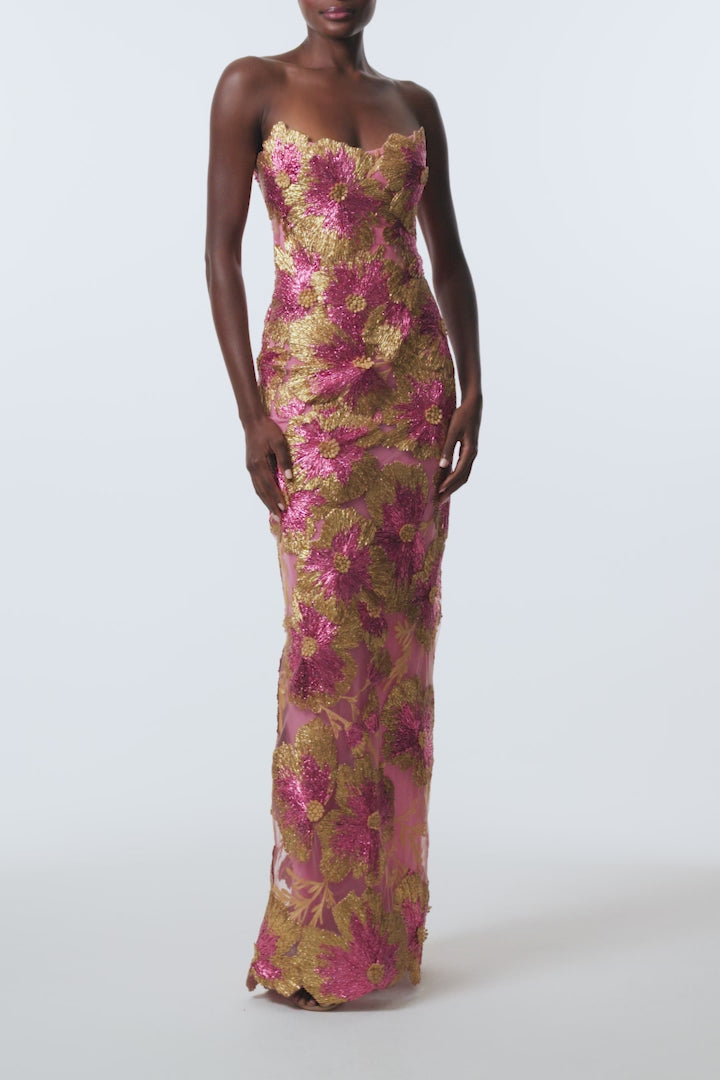 Monique Lhuillier Spring 2026 Plumeria/Multi Metallic Raffia Floral Embroidered strapless column gown- video.