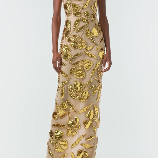 Monique Lhuillier Fall 2024 strapless column gown in gold embroidered tulle - video.