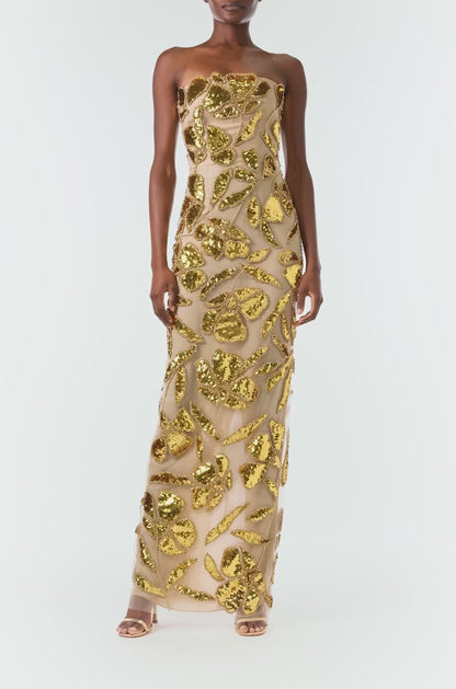 Monique Lhuillier Fall 2024 strapless column gown in gold embroidered tulle - video.