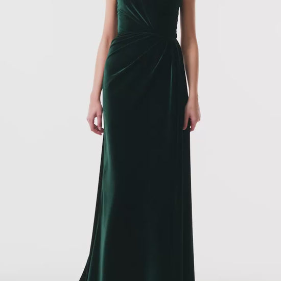 Monique Lhuillier Fall 2025 Ocean Stretch Velvet Asymmetric one shoulder column gown - video.